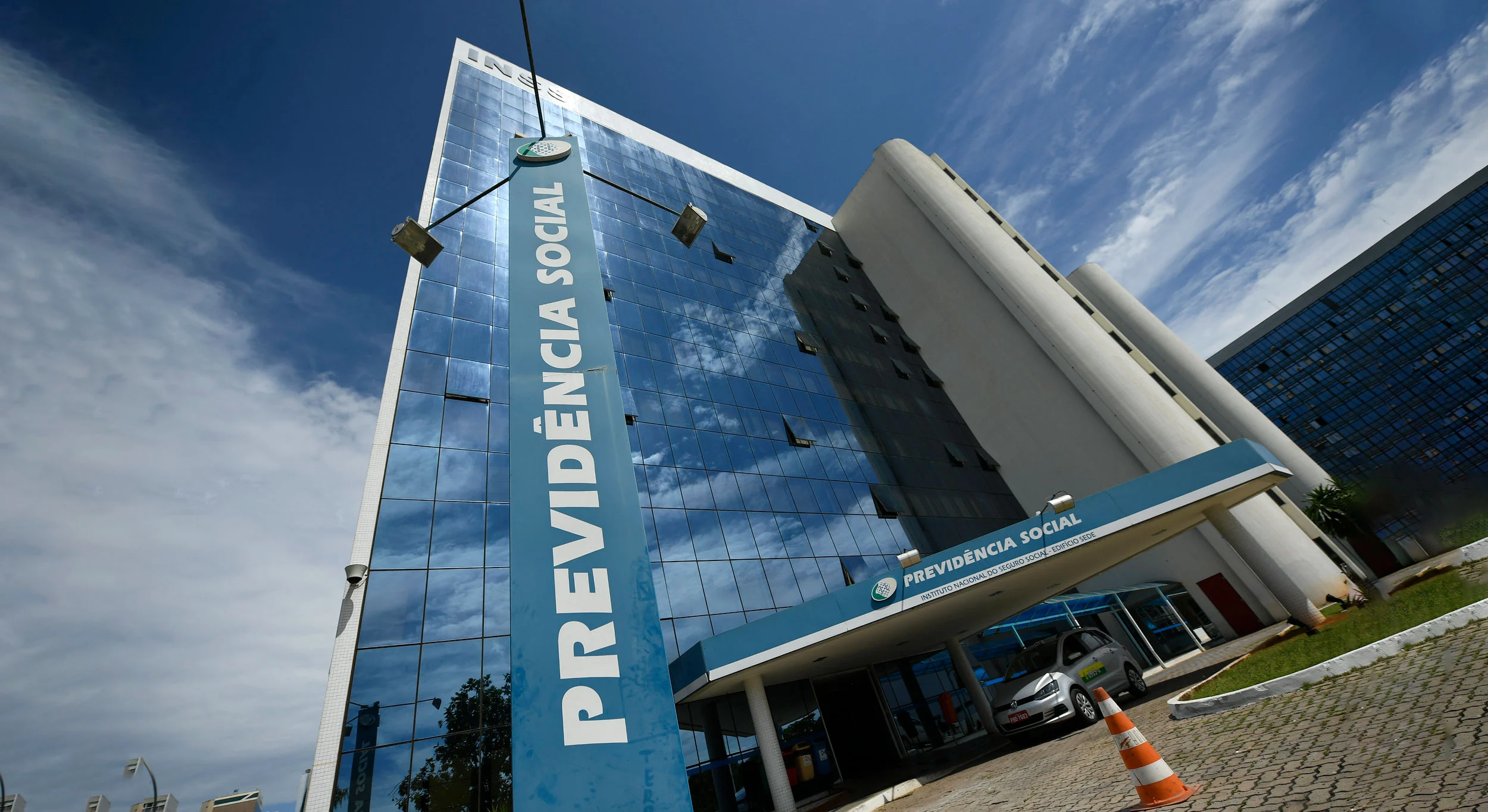 Polícia Federal Deflagra Operação Insano para Combater Fraudes no INSS em Bayeux