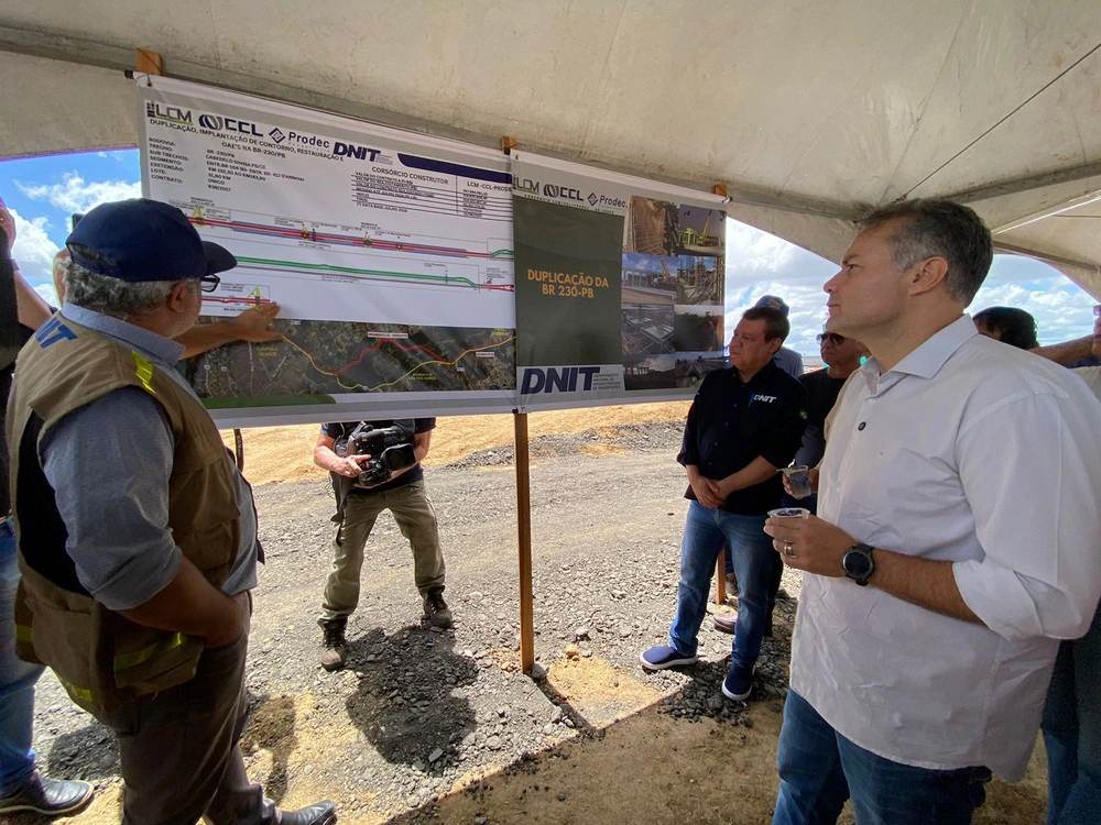 Ministro dos Transportes anuncia grandes obras para João Pessoa e duplicação da BR-230 até o Sertão da Paraíba